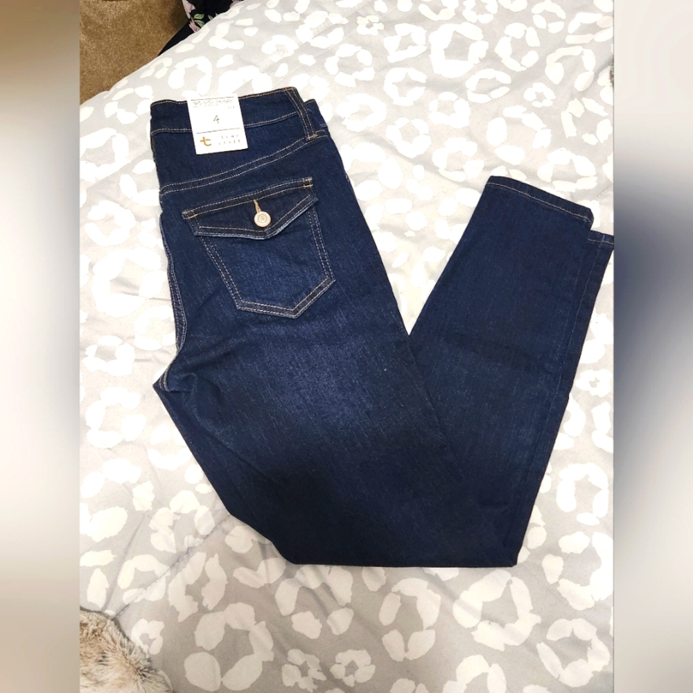 Nwt True Kraft skinny jeans (size 4)